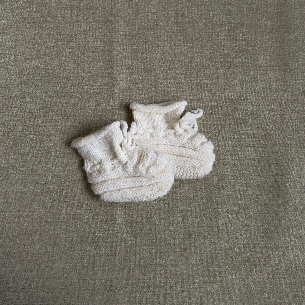 Cream Knit Baby Booties